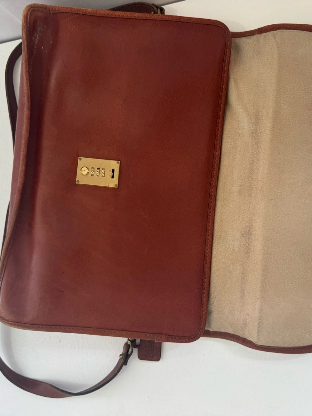 Schlesinger good vintage scuff